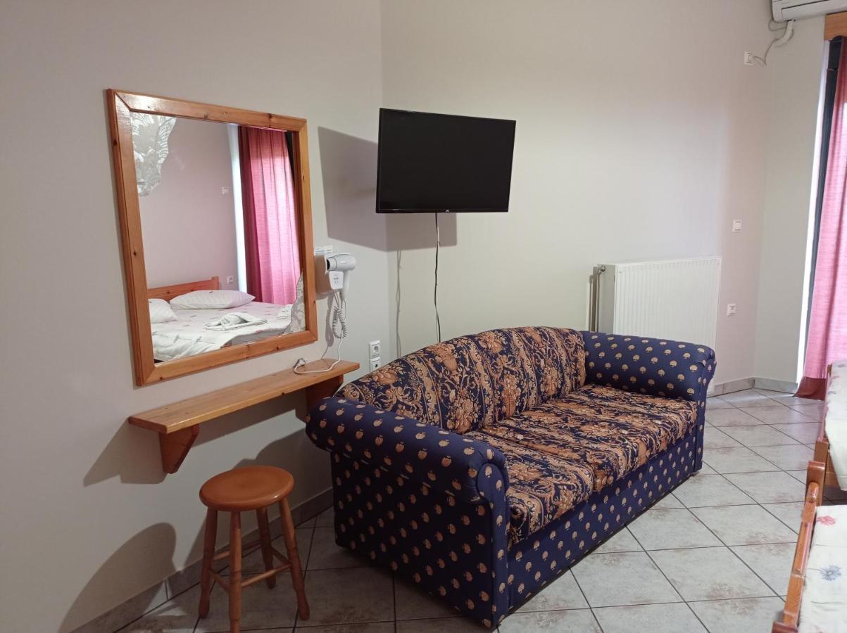 Nikolitsa Apartments Glyfada  外观 照片