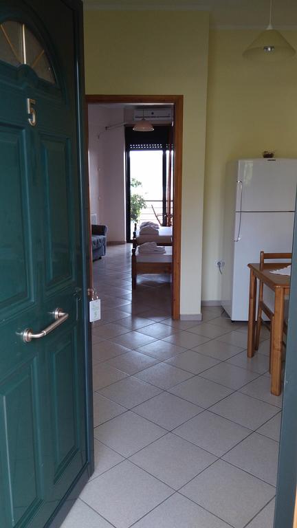 Nikolitsa Apartments Glyfada  外观 照片