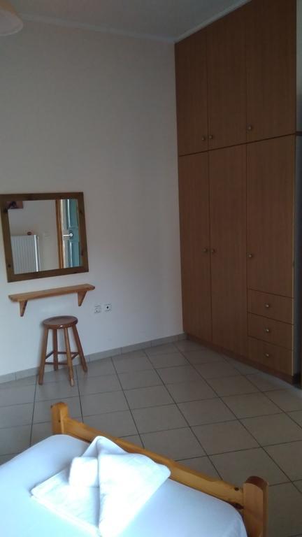 Nikolitsa Apartments Glyfada  外观 照片